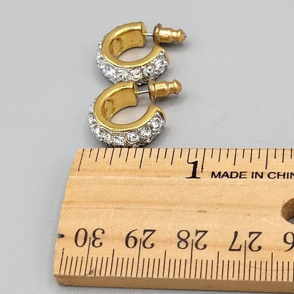 Joan Rivers Sparkly White Rhinestone Hugger Hoop Earrings Pierced Signed - Picture 6 of 6